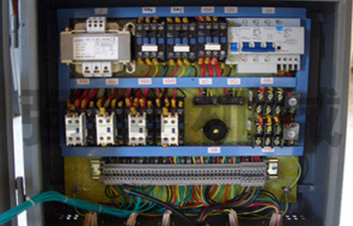 電控箱 電控箱